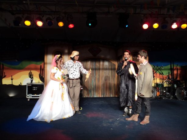 260340_112726345483943_4951430_n[1]