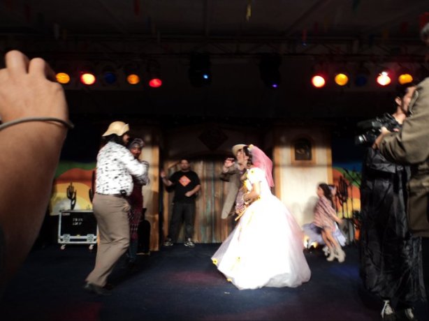 264543_112730682150176_2305482_n